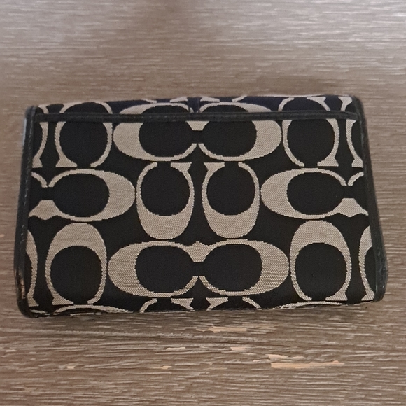 COACH ASHLEY COMPACT WALLET - Picture 2 of 5